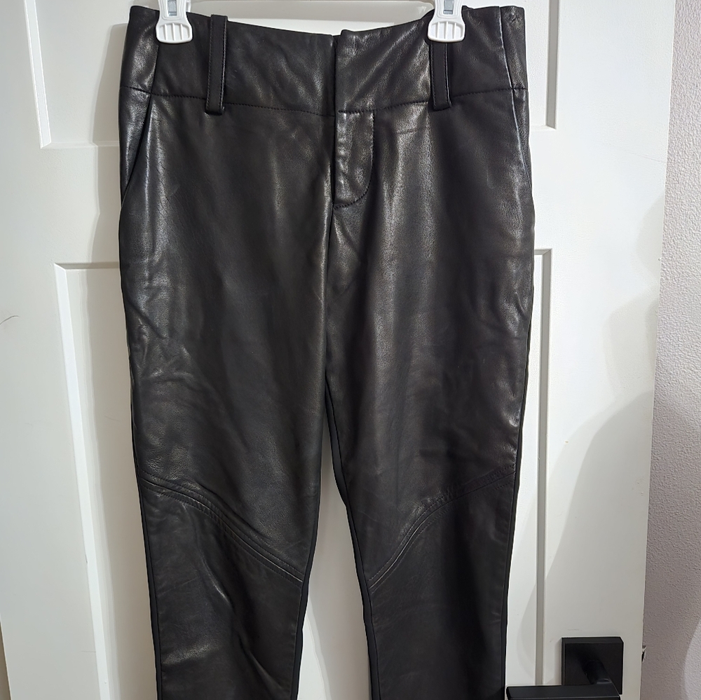 Alice + Olivia Black Straight Leg Pants